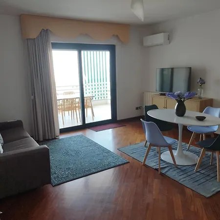 Apartment Mary's House